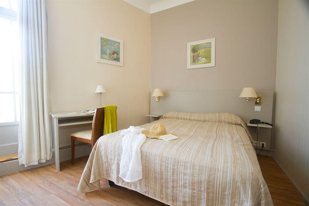 Logis Hotel Majestic Chatelaillon Plage - La Rochelle Bagian luar foto