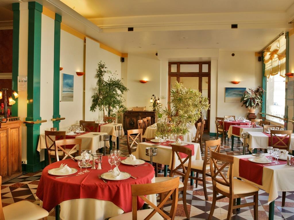 Logis Hotel Majestic Chatelaillon Plage - La Rochelle Bagian luar foto